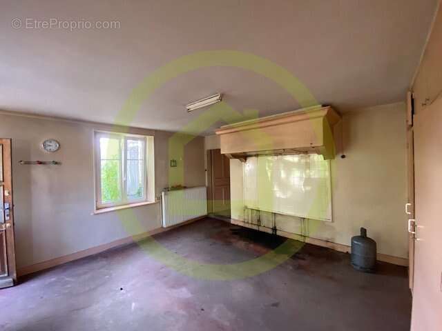 Maison à AILLEVILLERS-ET-LYAUMONT