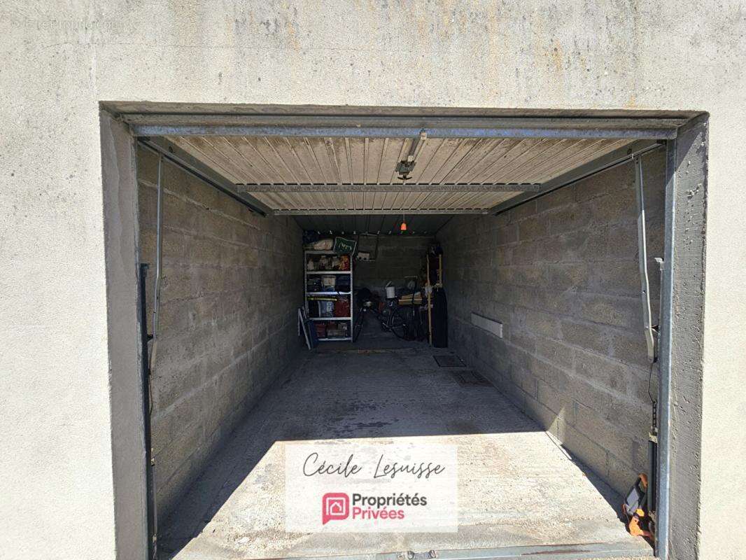 Ensemble de 10 garages à Lillebonne - photo 3