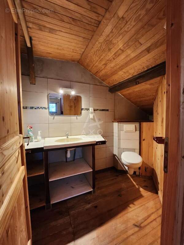 Disponible a la vente ancien corps de ferme d'exception avec gîte indépendant - photo 7