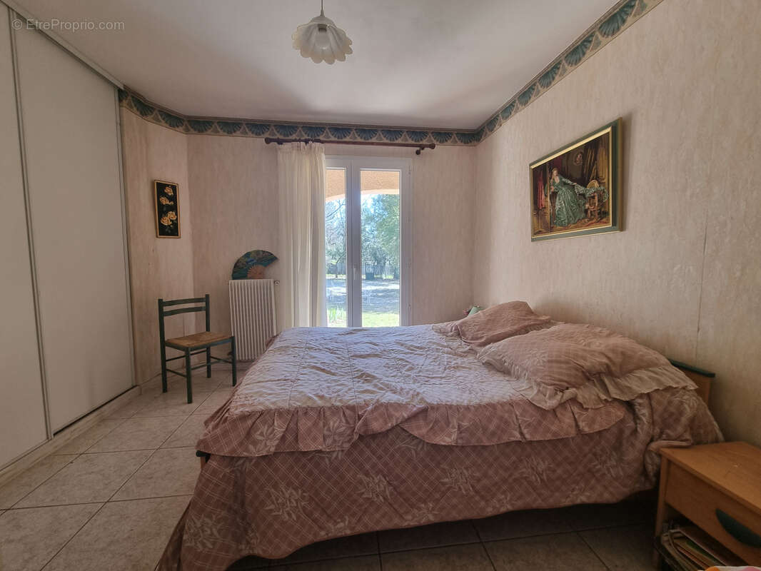 Maison à REGUSSE