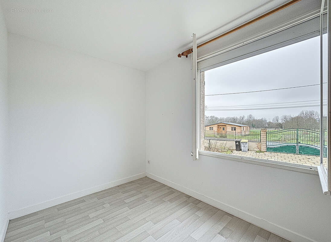 Maison à MONTREUIL-BELLAY