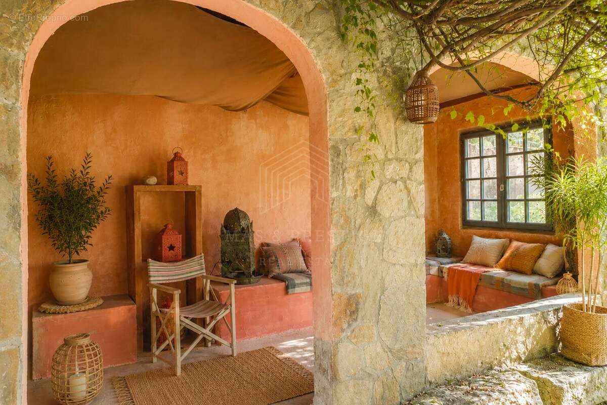 Maison à SERRALONGUE