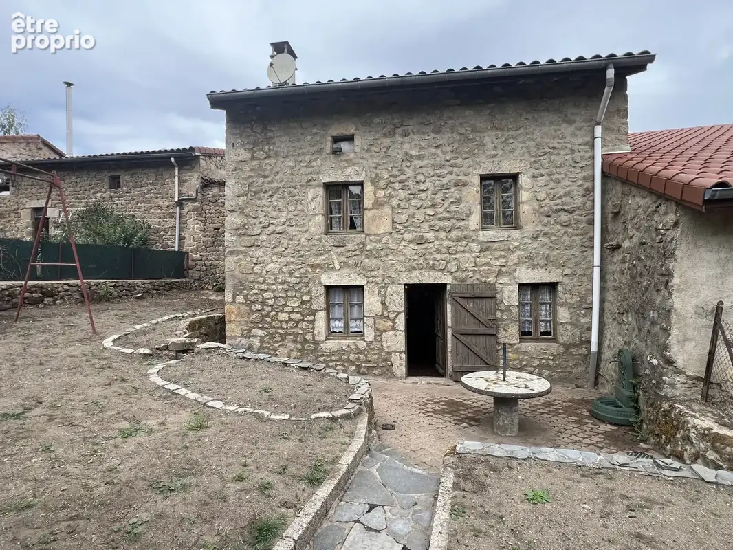 Photo Maison à Valprivas au prix de 87 000€