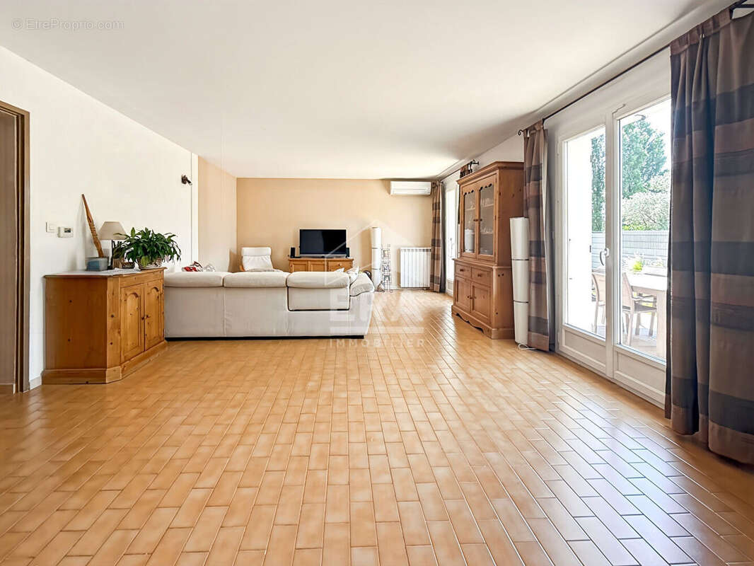 Maison à BOUC-BEL-AIR