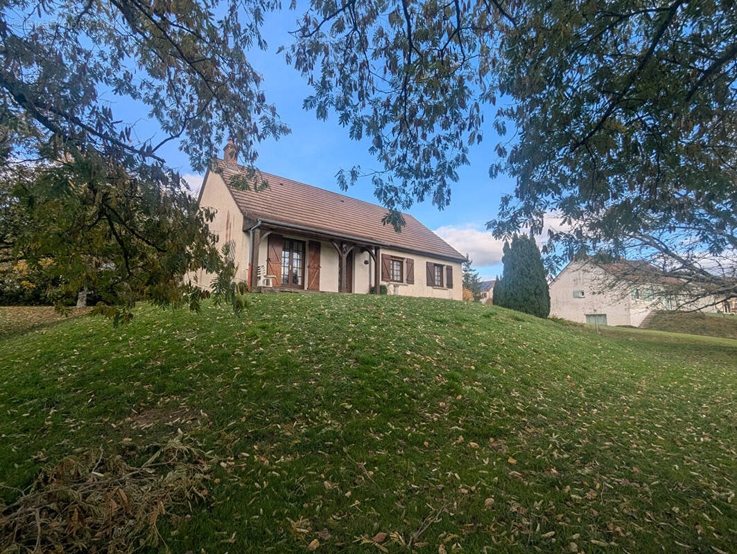 Maison à SAINT-OUEN-SUR-LOIRE