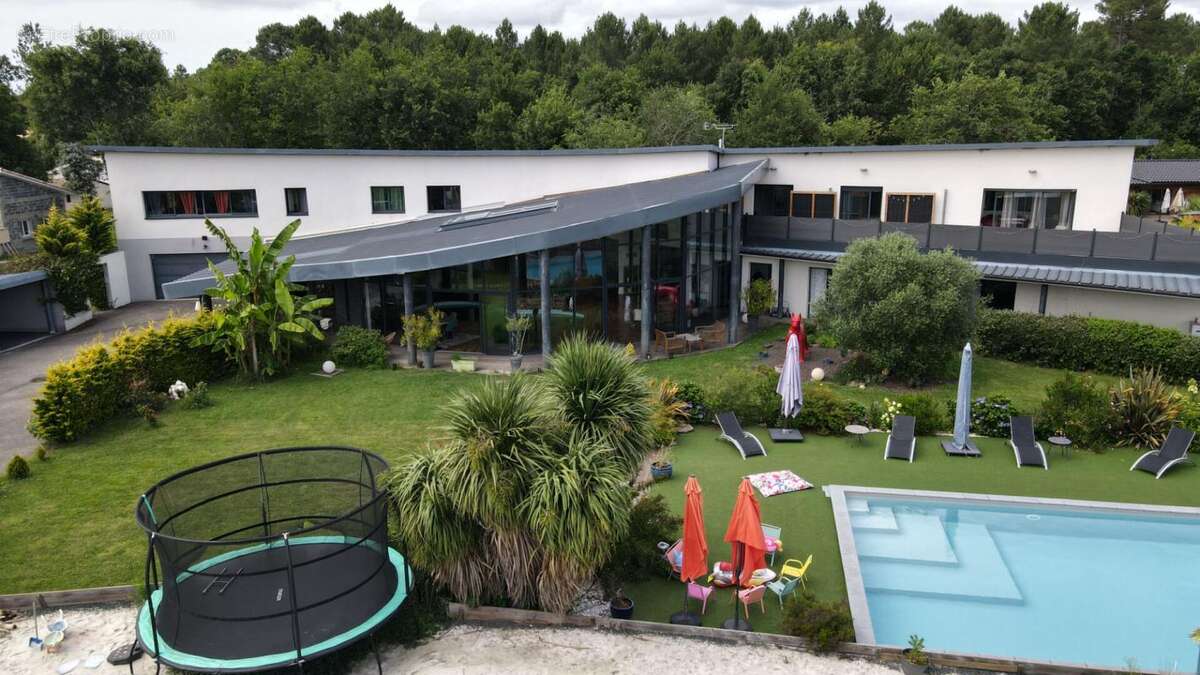 Maison à LACANAU