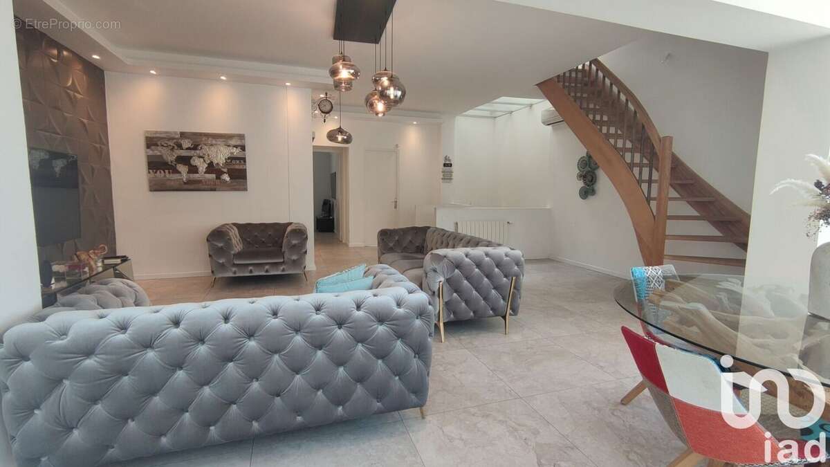 Photo 4 - Maison à MARSEILLE-14E