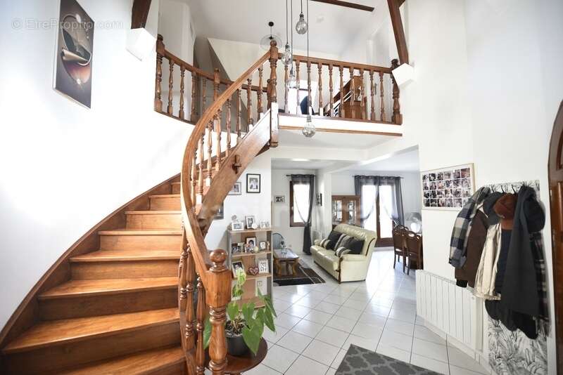 Maison à SAINT-MARCEL