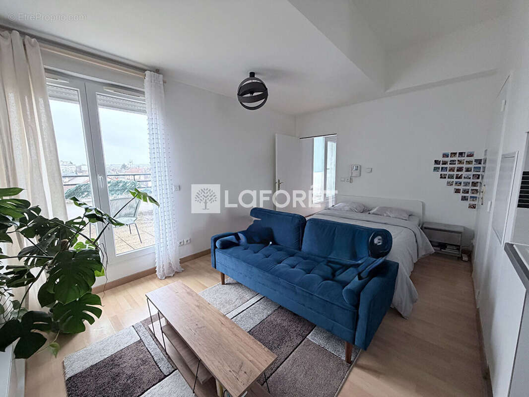 Appartement à VIGNEUX-SUR-SEINE