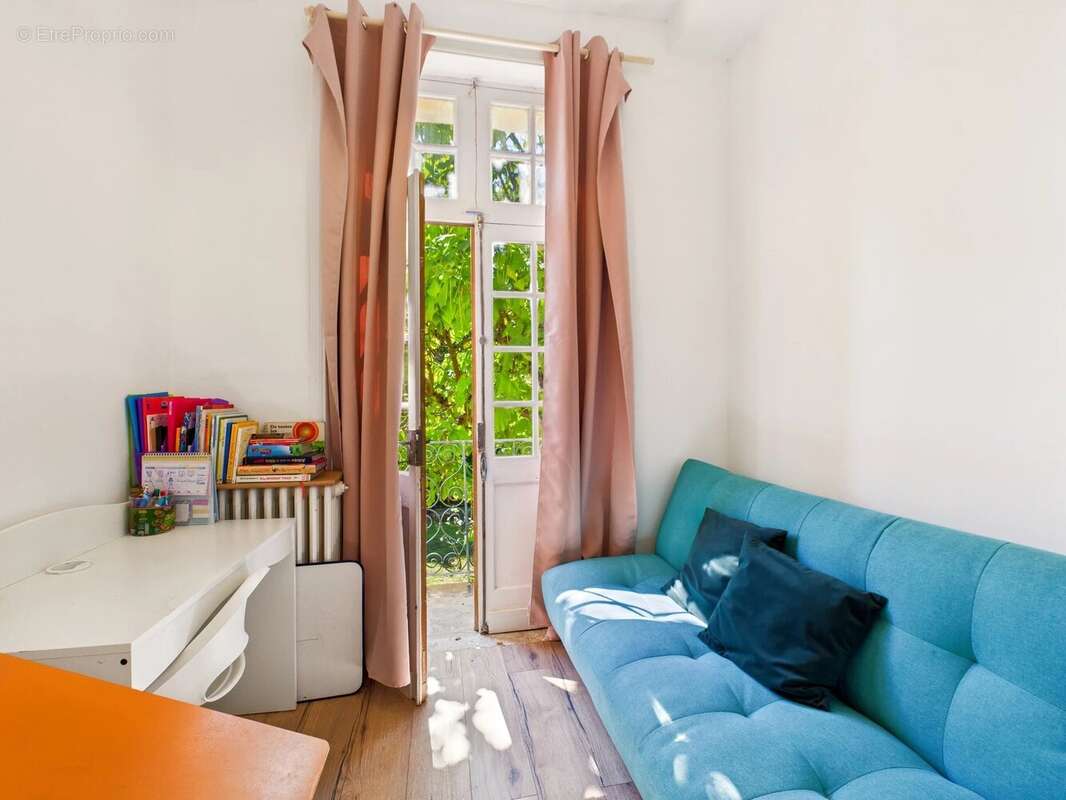 Maison à BEYNAC-ET-CAZENAC