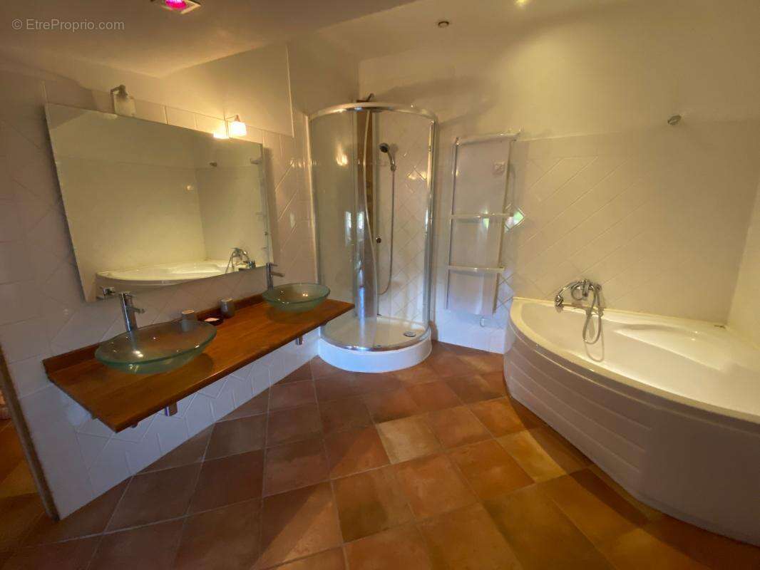 Maison à SAINTE-ALVERE