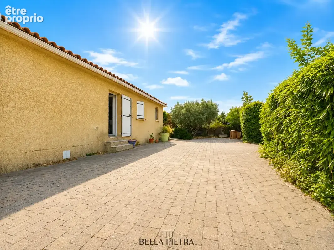 Maison 5 pièces 140 m² à vendre à Teyran (34820) - photo 2