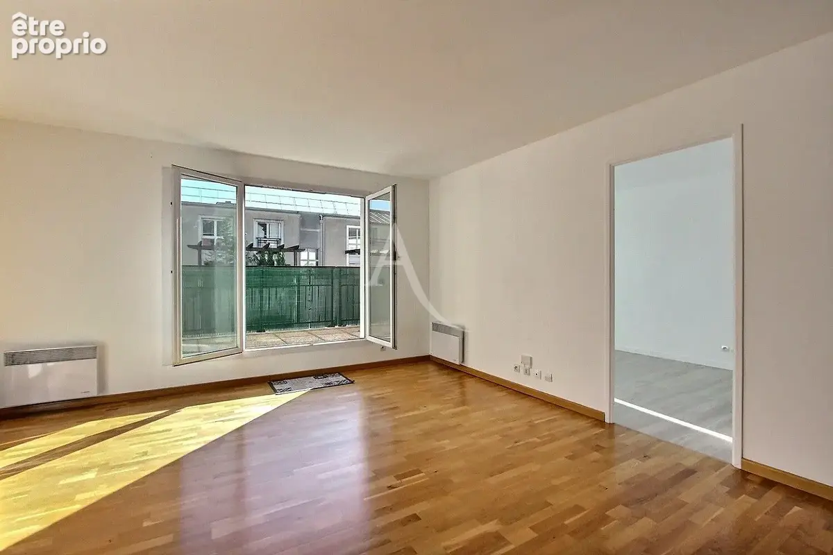 Villeneuve la garenne - quartier apollonia - duplex de 5 pieces avec terrasse - photo 2