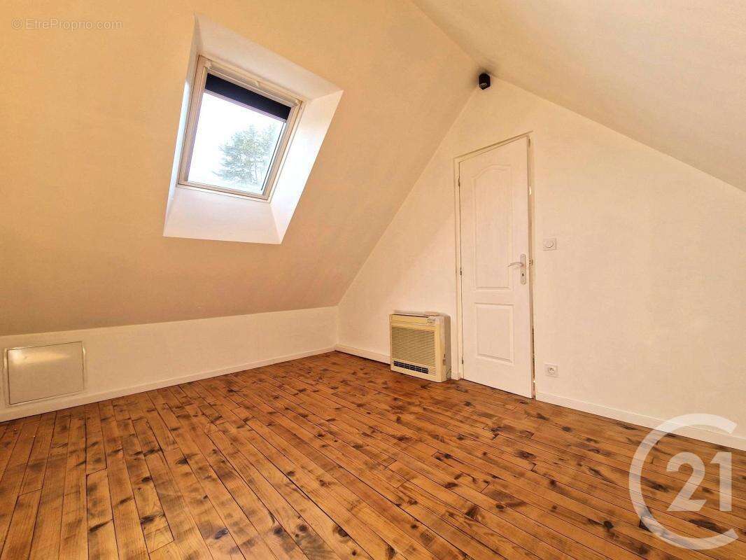 Maison à PONT-SAINTE-MAXENCE