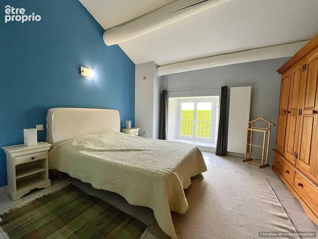 Ancienne ferme provençale de 170 m² avec piscine et dépendances sur 5 131 m² - photo 5