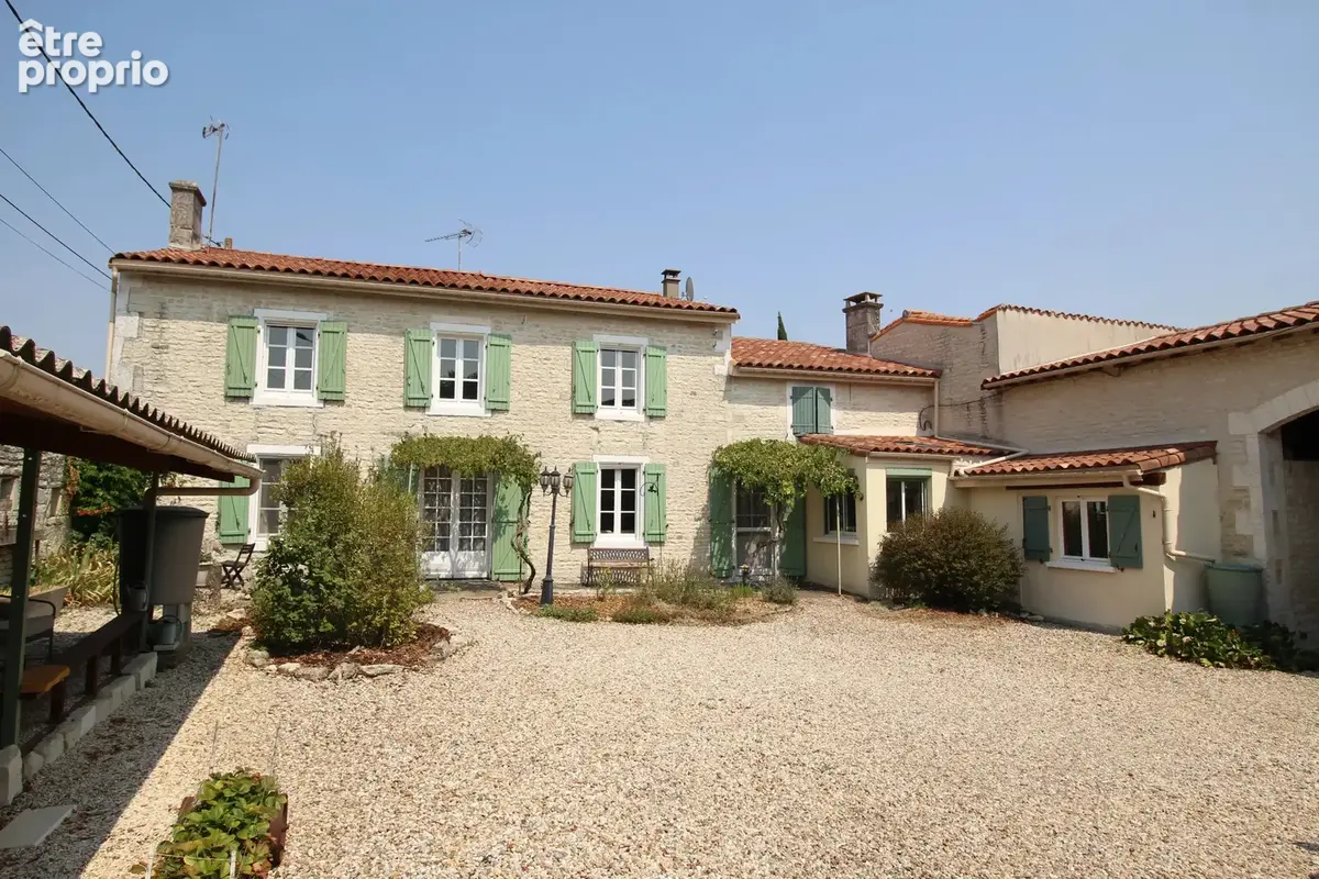 Maison à ORADOUR