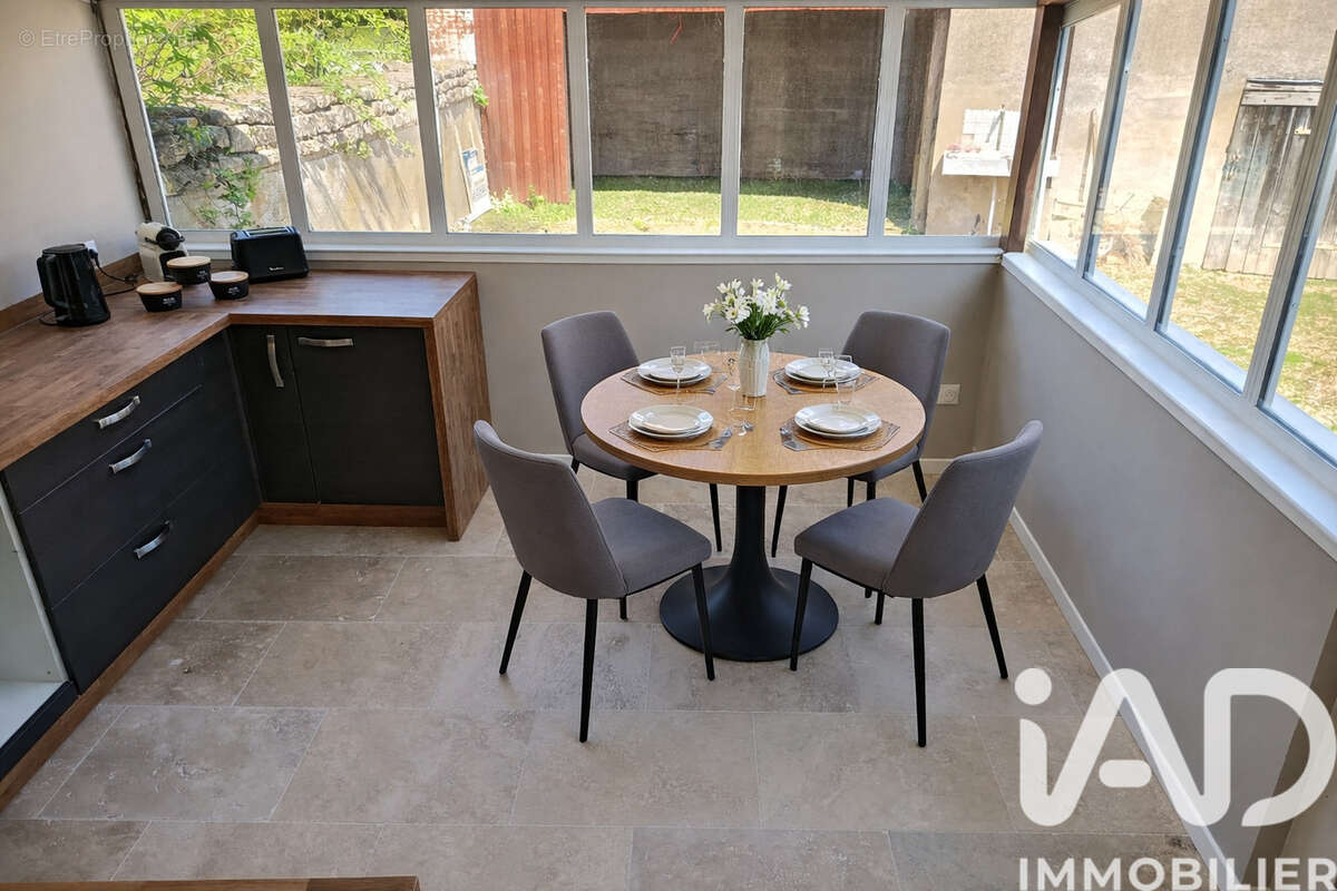 Photo 3 - Maison à CHINON