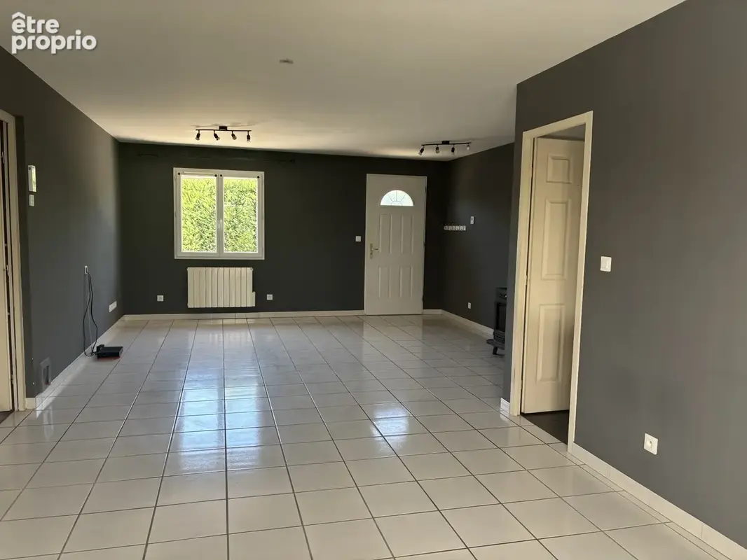 Maison Plain-pied 4 chambres - piscine - photo 2