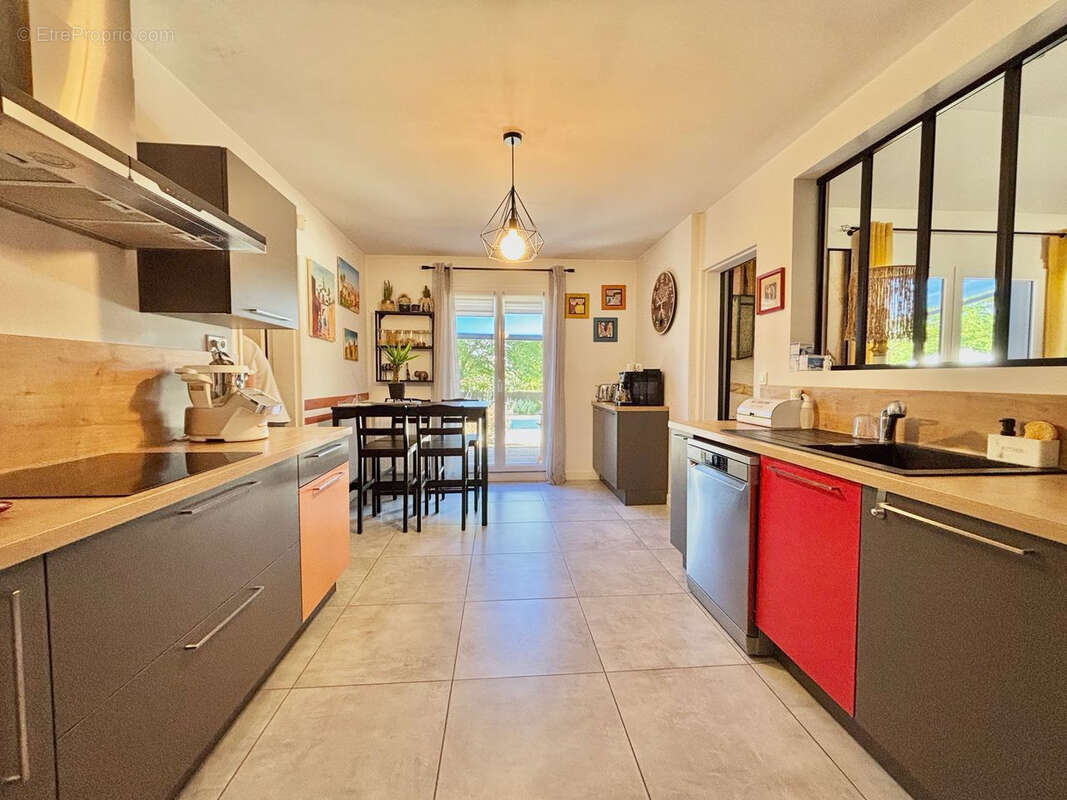 Belle maison t5 avec piscine - st cyr sur loire - quartier gruette - photo 6