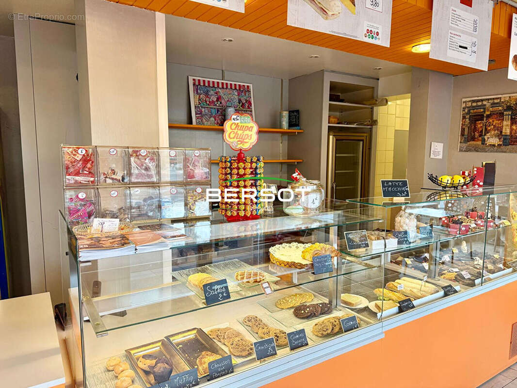 Commerce à EVIAN-LES-BAINS