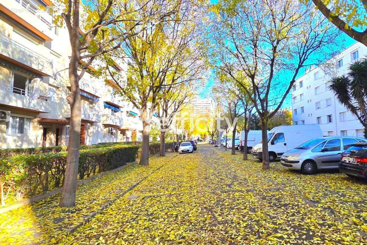 Appartement à MARSEILLE-8E