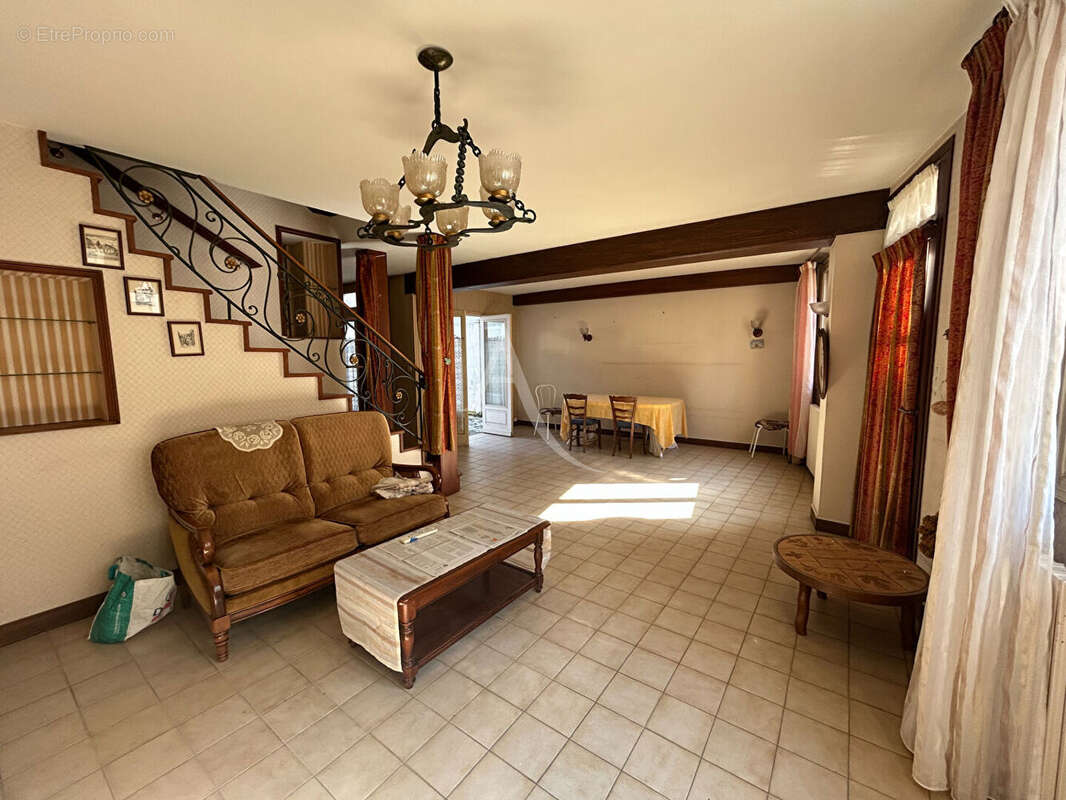 Maison à CHATEAU-GONTIER