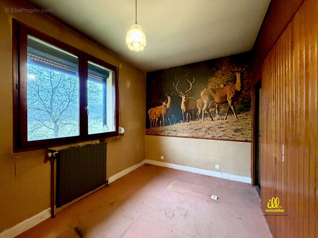 Maison à GUIGNICOURT-SUR-VENCE