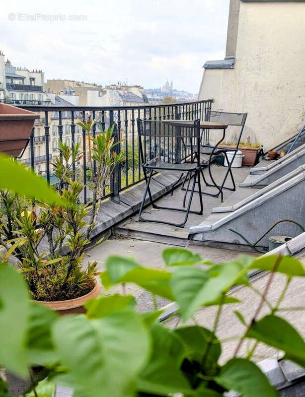 Appartement à PARIS-11E