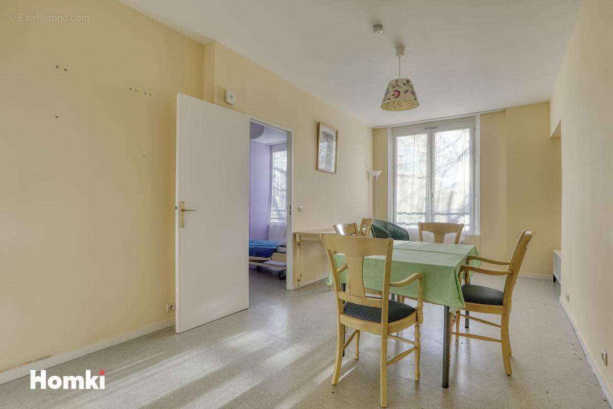 Appartement à TRIE-CHATEAU