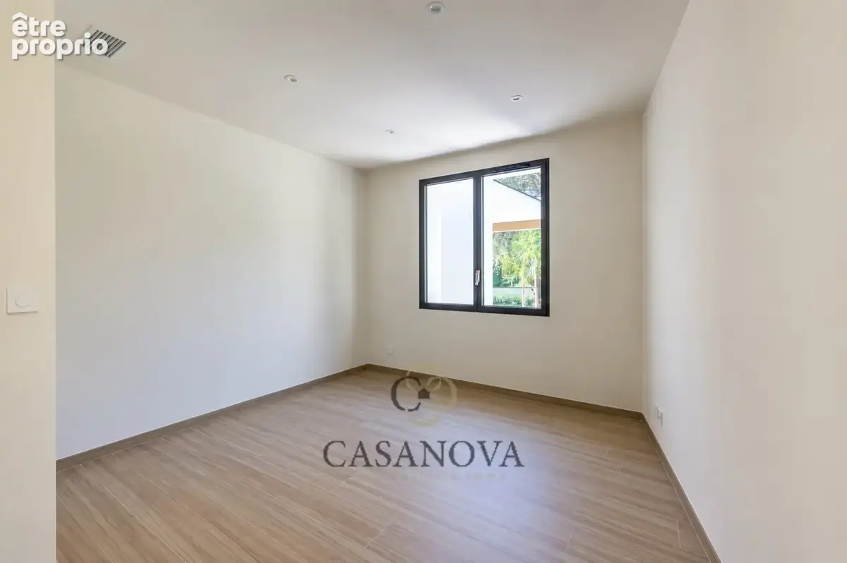 Maison castelanu - piscine - grand terrain - garage. - photo 14