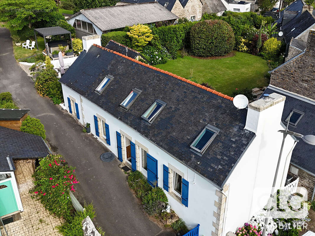 La Forêt-Fouesnant : Une propriété rare au coeur du Vieux Port - photo 3