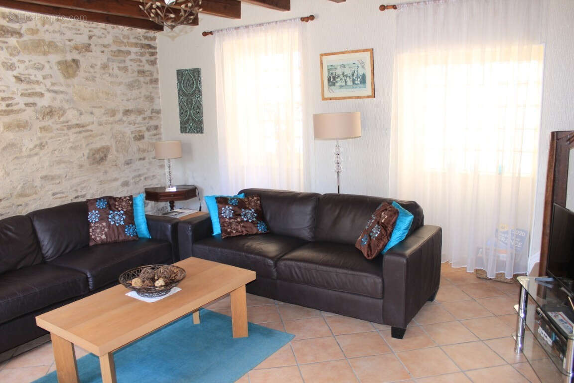 Maison à ARNAC-POMPADOUR