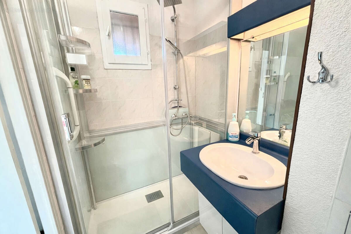 Appartement à LA LONDE-LES-MAURES