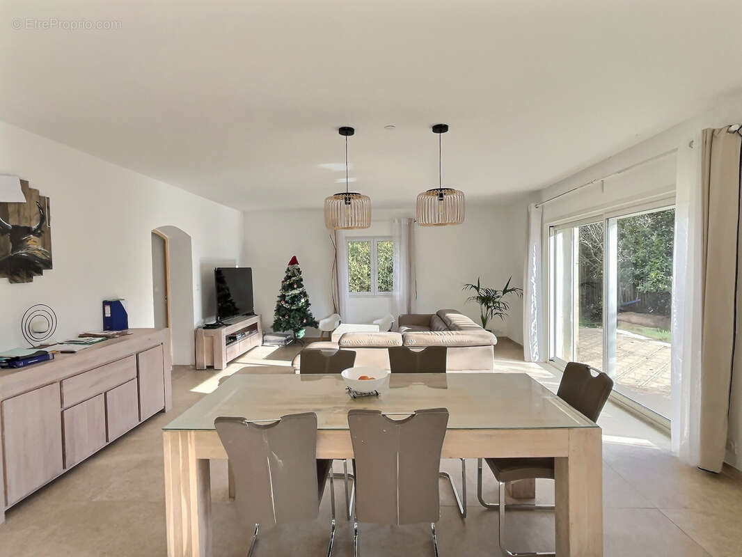 Maison à LANSARGUES