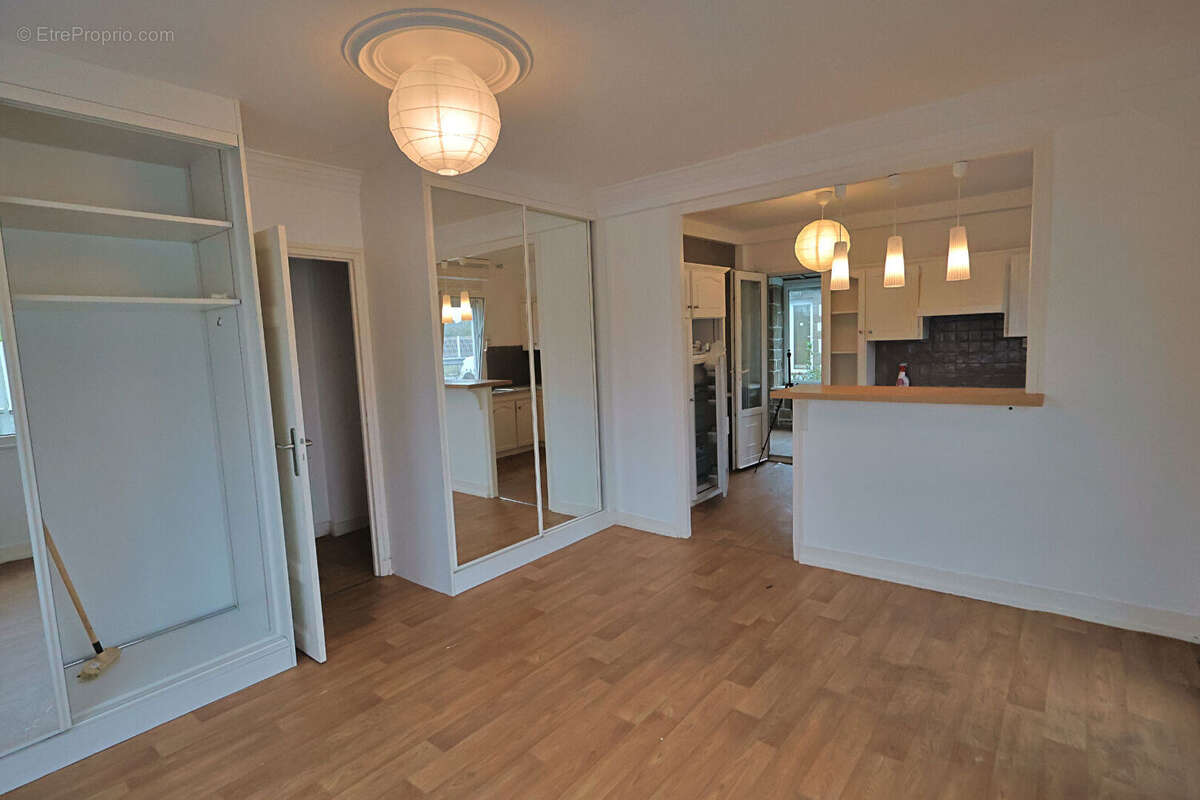 Maison à SAINT-COULOMB