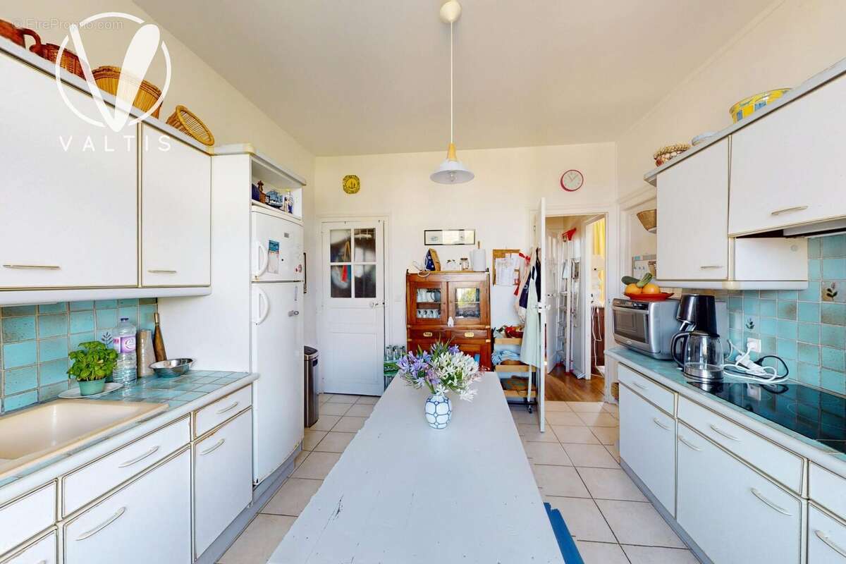 Maison 205 m² à Saint-Cast-Le-Guildo  - photo 6