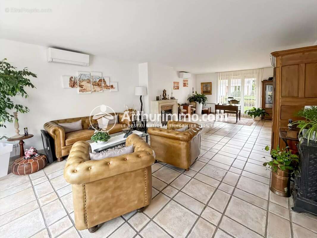 Maison à SAINT-GERMAIN-LES-CORBEIL