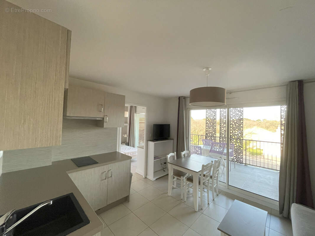 Appartement à REMOULINS