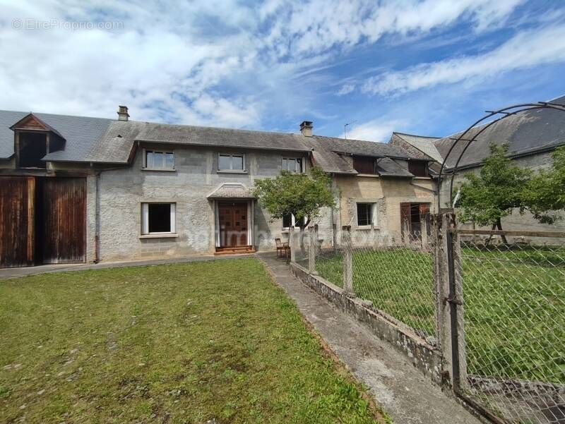 Maison à VIELLE-ADOUR