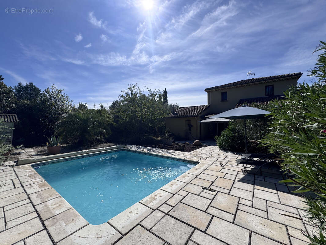 Maison à LA BATIE-ROLLAND