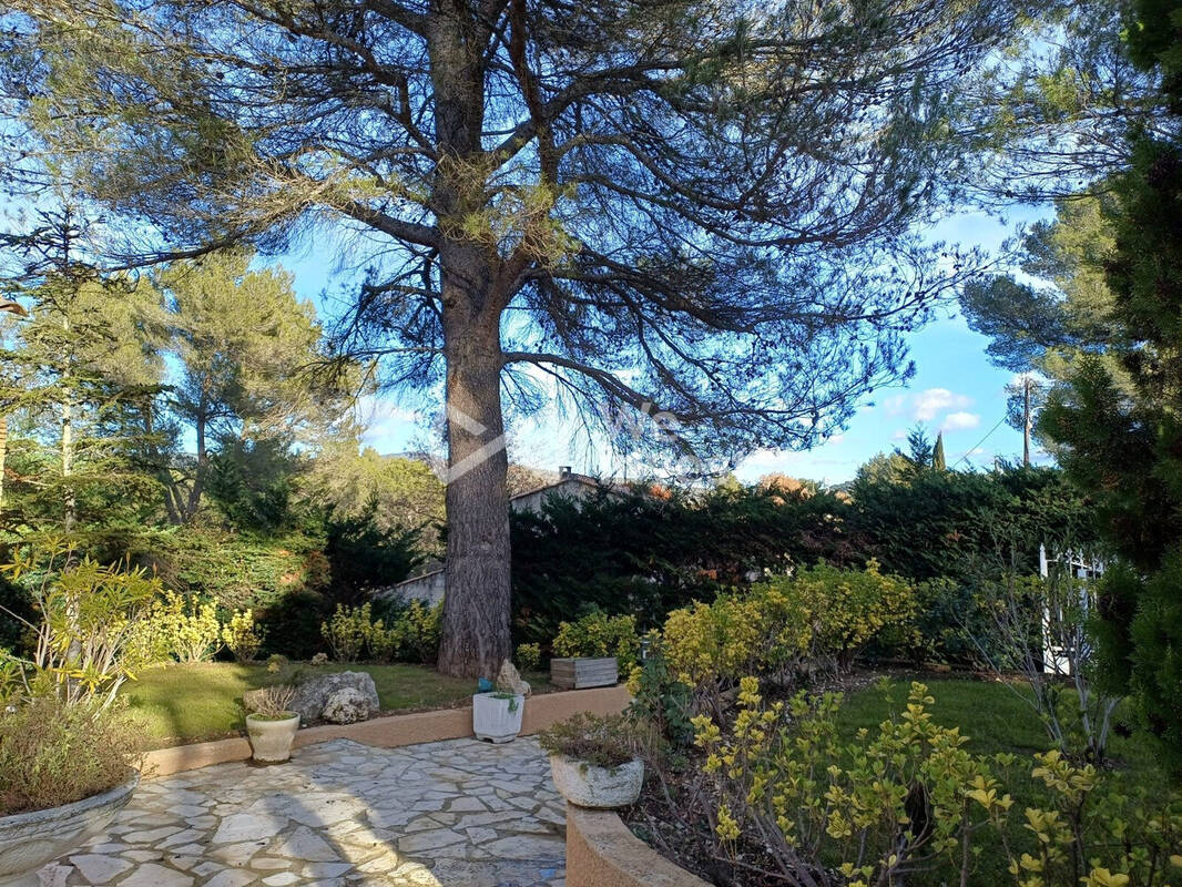 Maison à LA DESTROUSSE