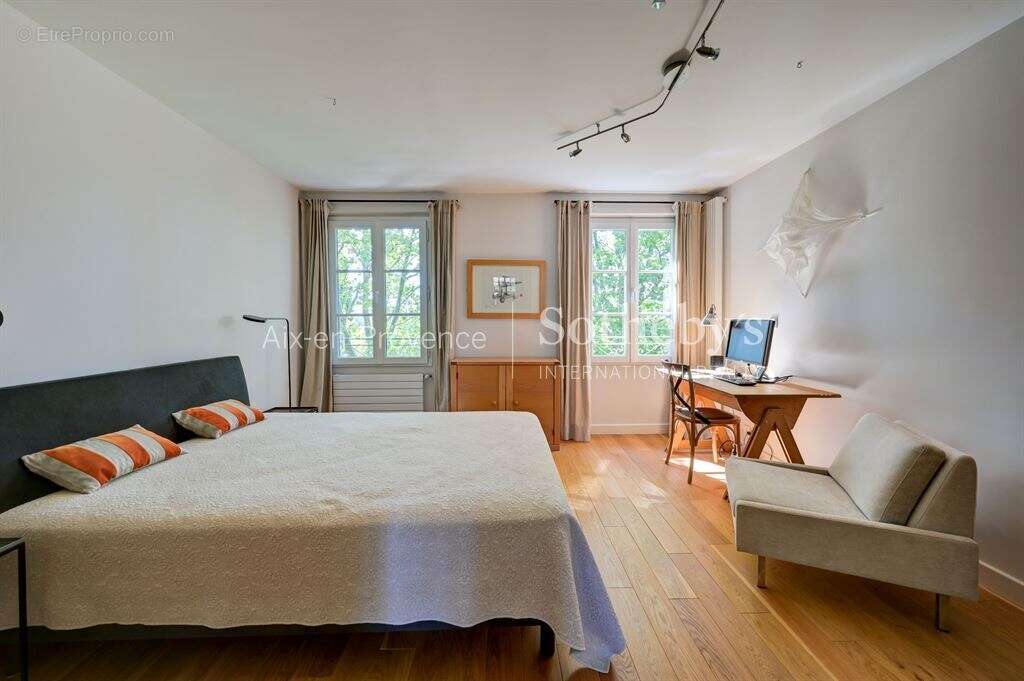 Maison à AIX-EN-PROVENCE