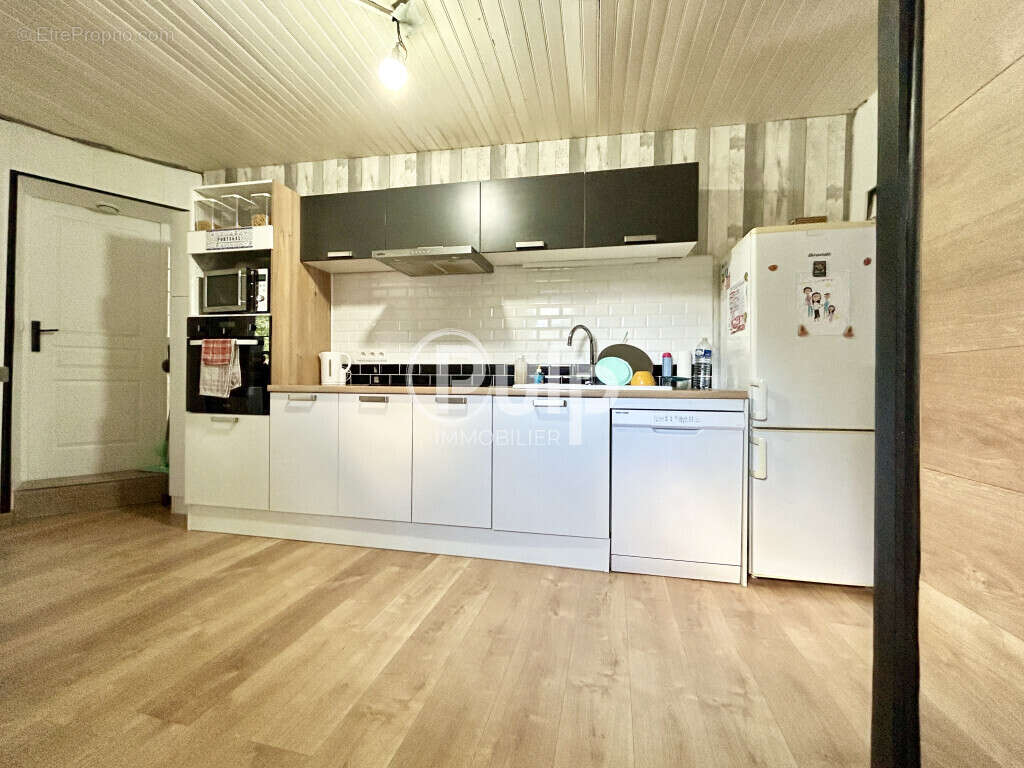 Mazingarbe • 136 m² • 4 chambres • semi plain-pied • jardin • garage • terrasse • dpe c - photo 3