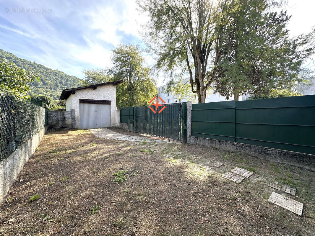 Maison à VILLARD-BONNOT