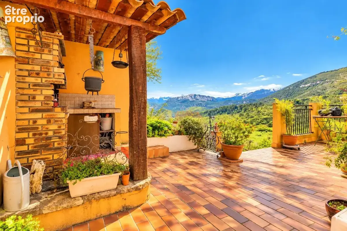 Saint Antonin//Maison 147 M²//5 Pièces//Terrain 662 M² - photo 1