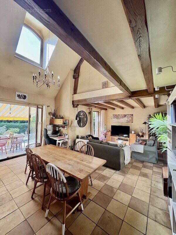 Maison à CHATEAUFORT