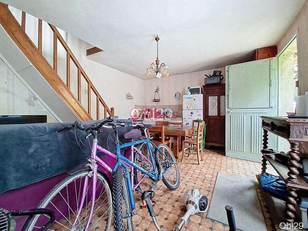 Maison à SAINT-GOAZEC