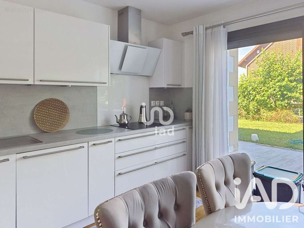 Maison 157 m² à Hebecourt  - photo 5
