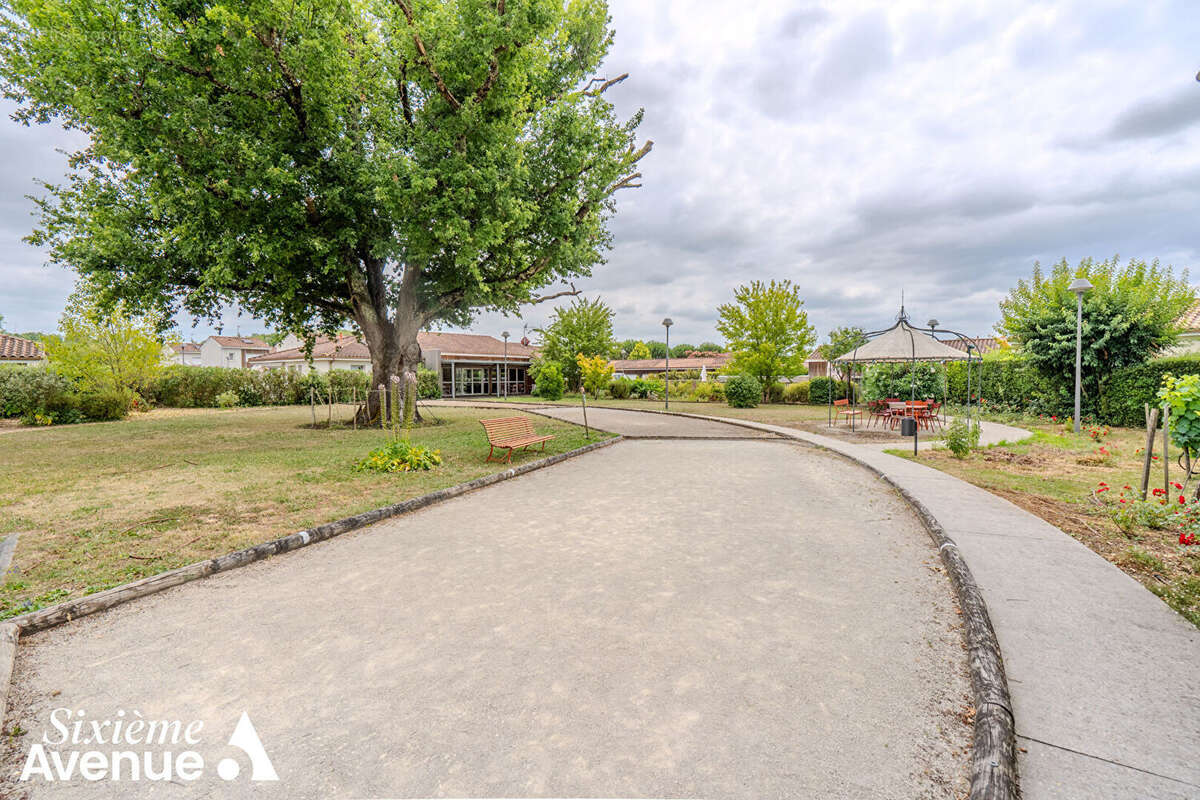 Maison Prémium - 3 pièces de 90m² avec grand jardin, piscine et garage - photo 16