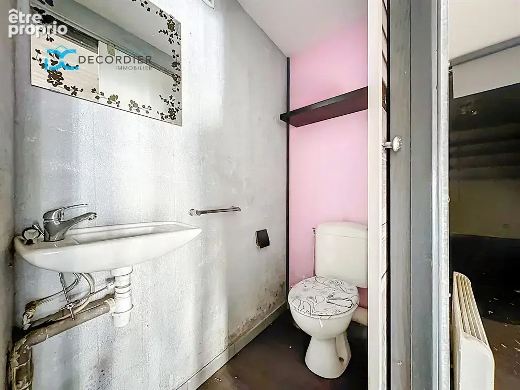 Evian rue petionne - local a vendre - photo 8